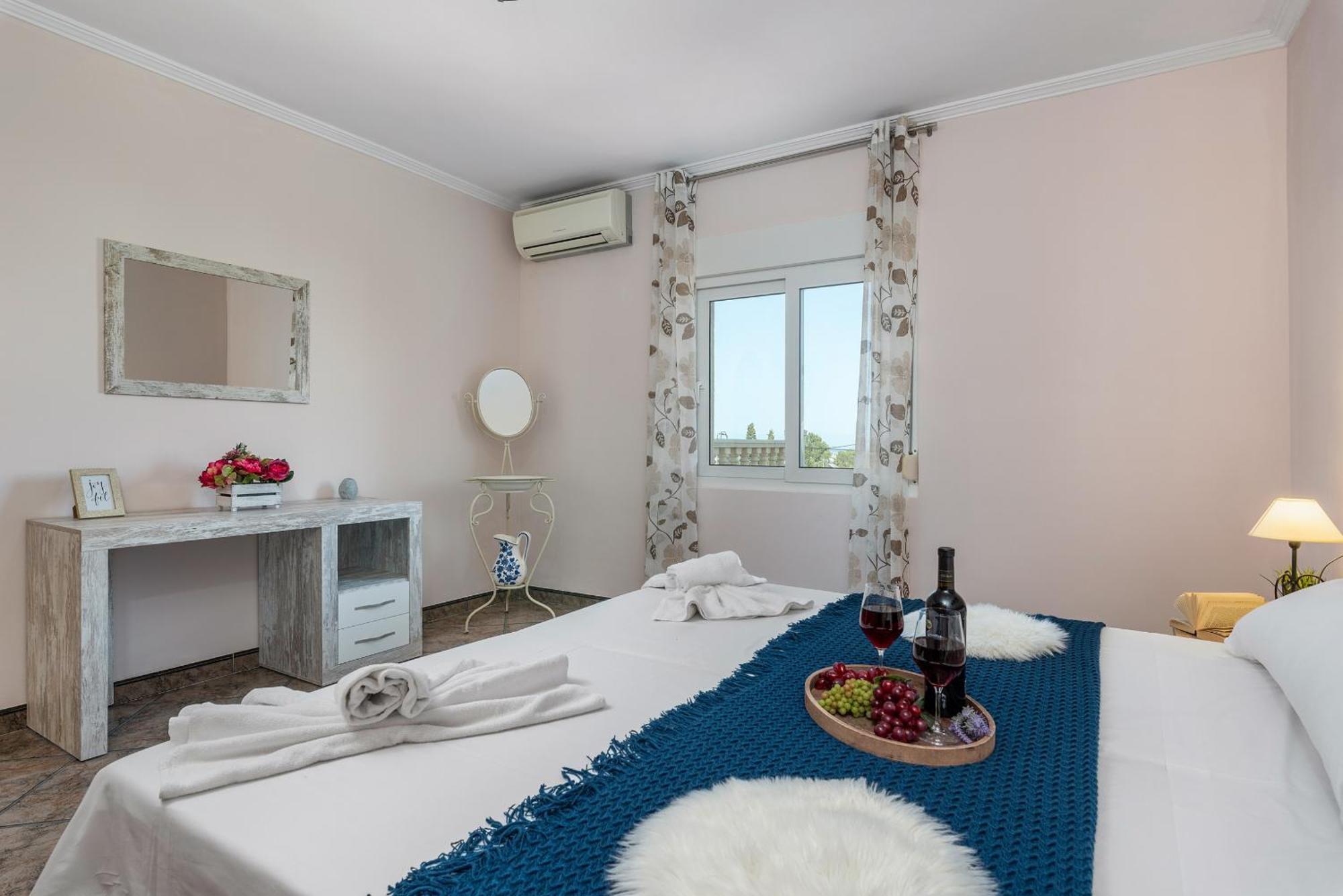 Villa Fina - Plusholidays กัลเป ภายนอก รูปภาพ